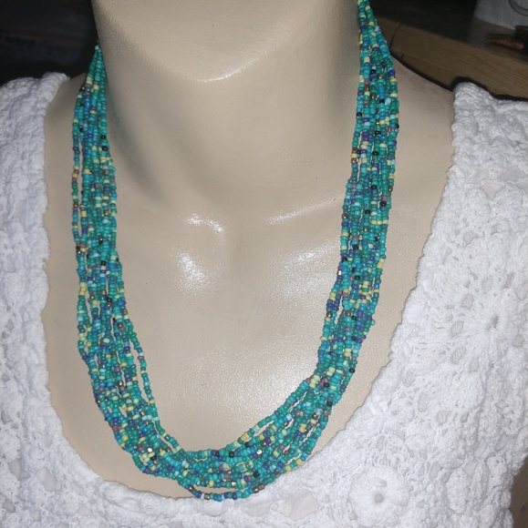 📿Gorgeous Beaded Necklace - Picture 6 of 6